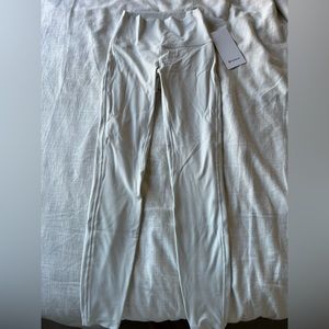 Size 4 Lululemon off-white leggings